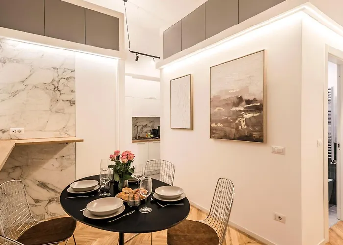 The Rent - Spacious One-bedroom Near Santa Maria Maggiore דירה *