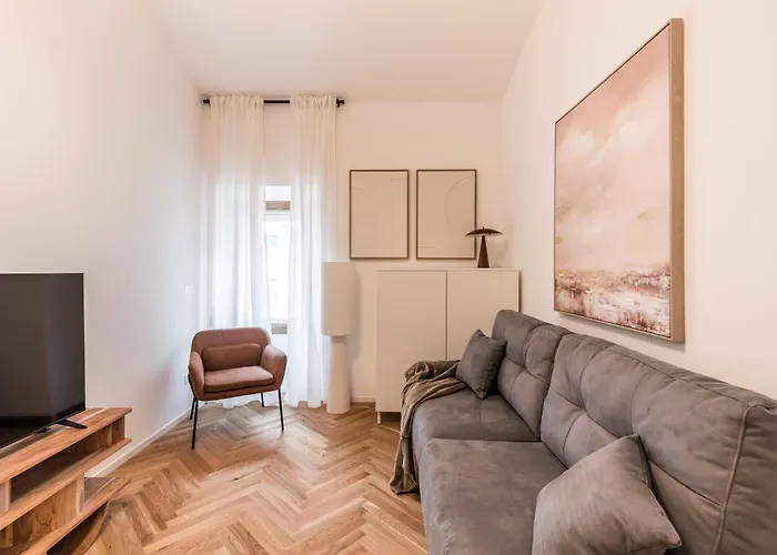 דירה The Rent - Spacious One-bedroom Near Santa Maria Maggiore רומא