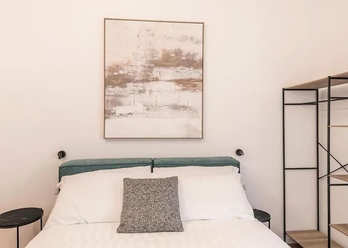 דירה The Rent - Spacious One-bedroom Near Santa Maria Maggiore רומא