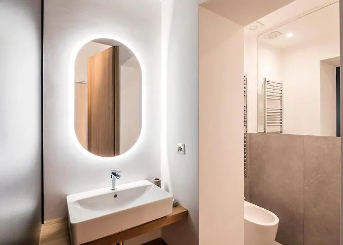 The Rent - Spacious One-bedroom Near Santa Maria Maggiore דירה *